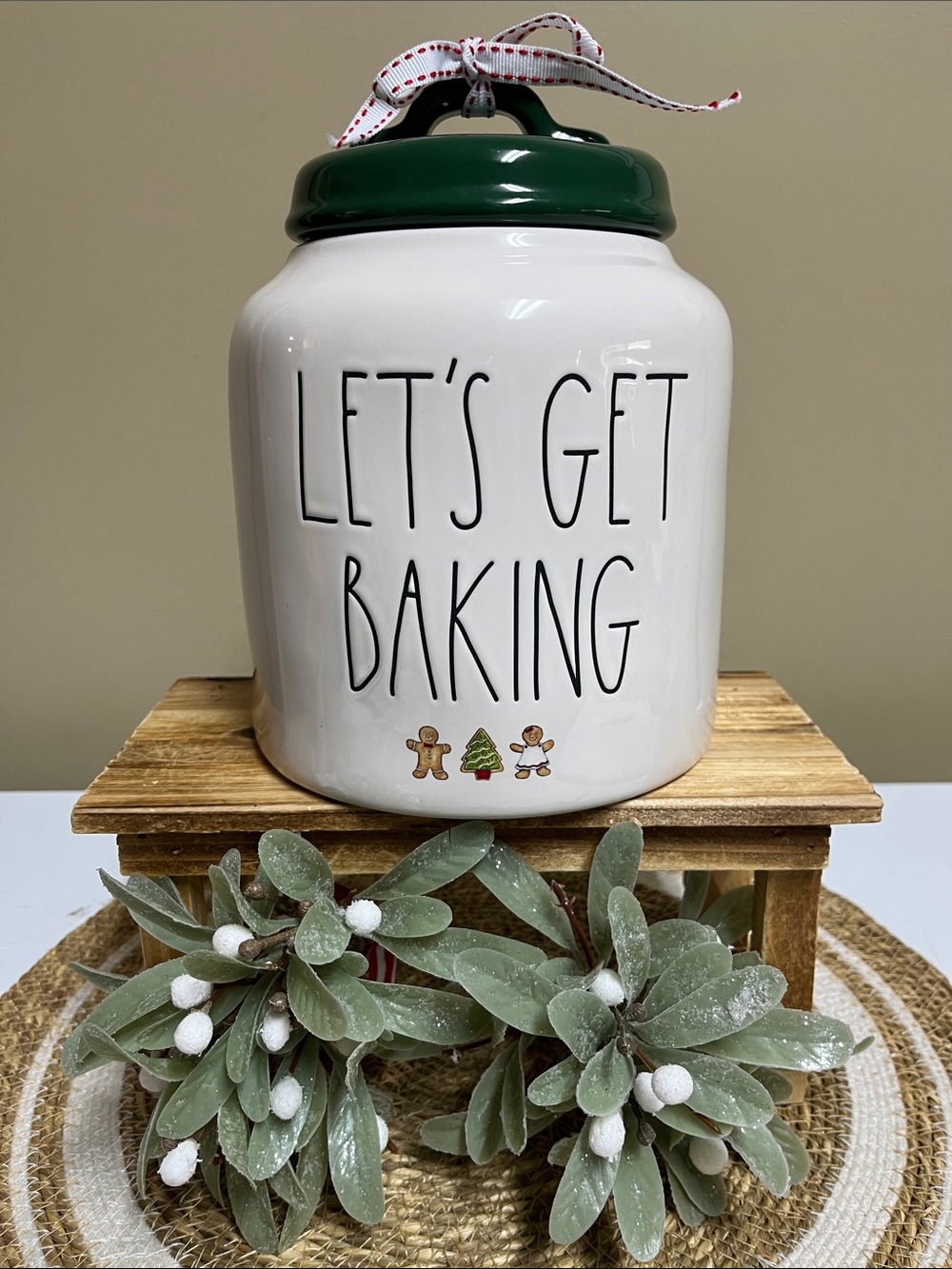Rae Dunn “ Let’s Get Baking” Large Christmas Gingerbreadman deco Canister